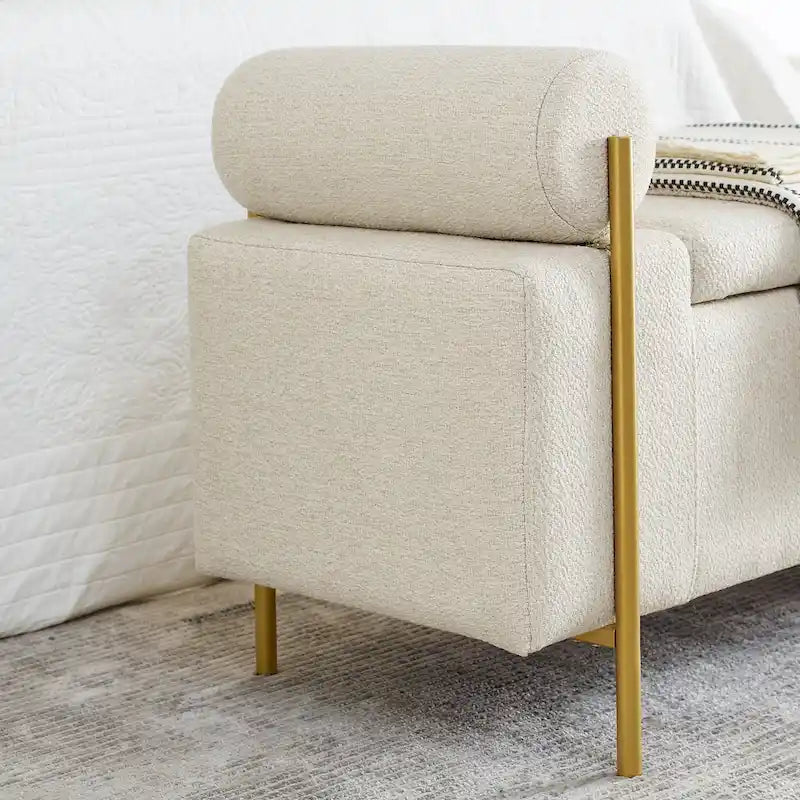 Banc de rangement rembourré en lin avec accoudoirs cylindriques et pieds en métal doré