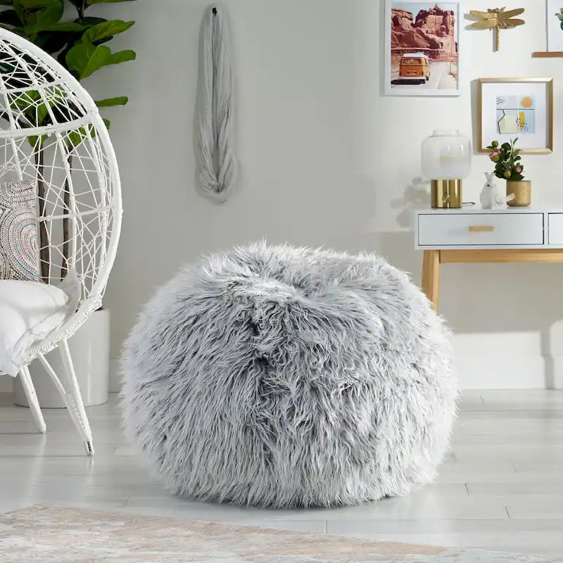 Pouf en fausse fourrure Modern Glam avec housse amovible et rembourrage en mousse haute densité