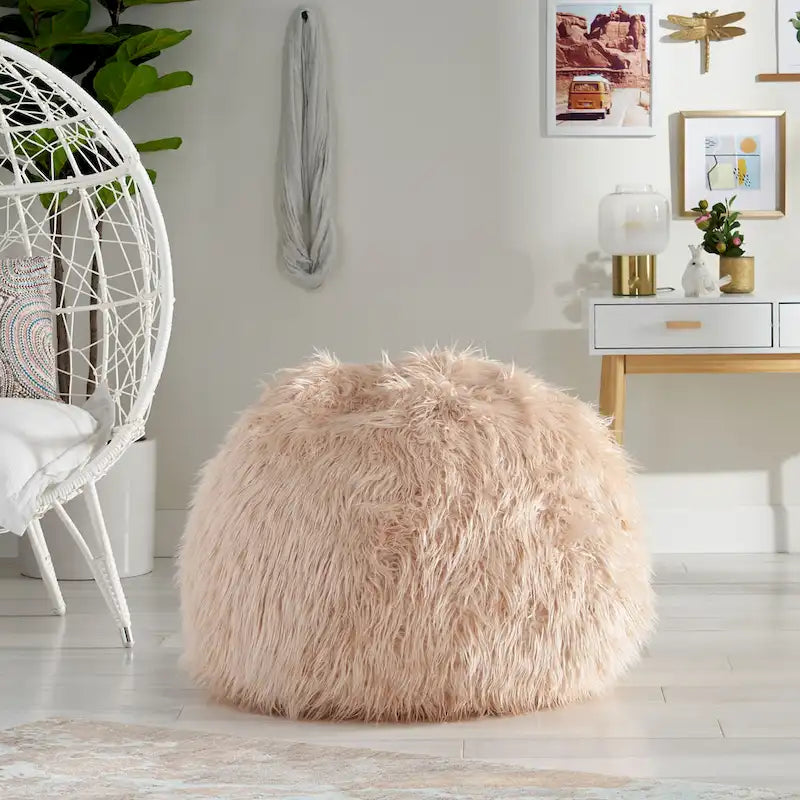 Pouf en fausse fourrure Modern Glam avec housse amovible et rembourrage en mousse haute densité