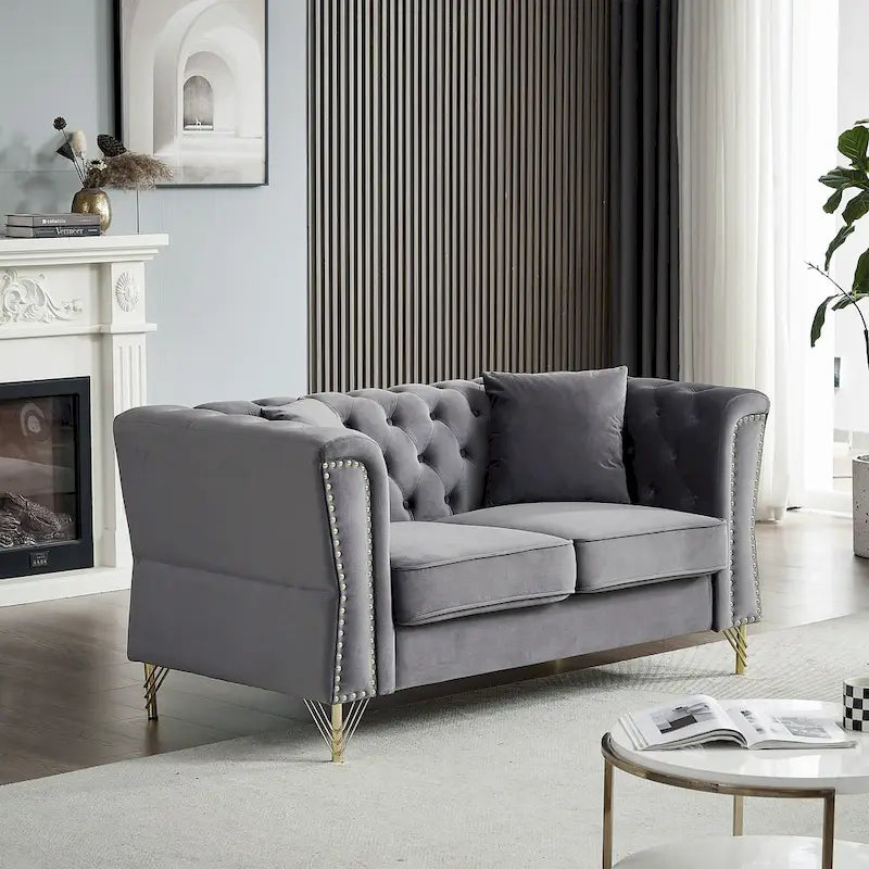 Causeuse Chesterfield en velours avec capitonnage, garniture cloutée et coussins à ressorts
